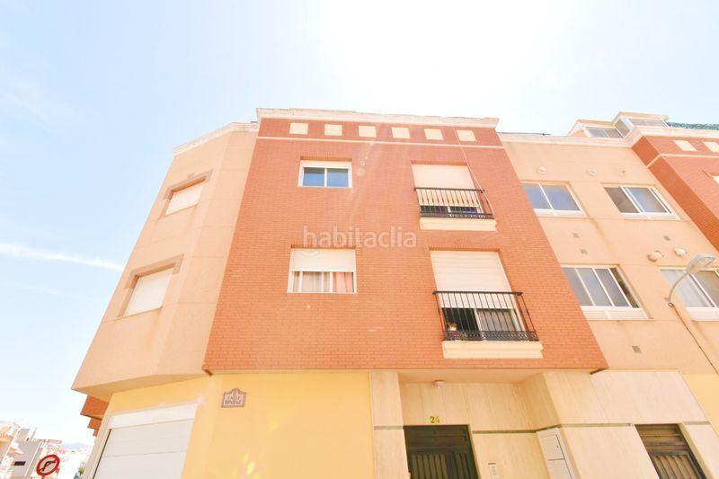 Foto e2d4d524-0bba-4457-87bd-8b50192de221. Pis a Adra