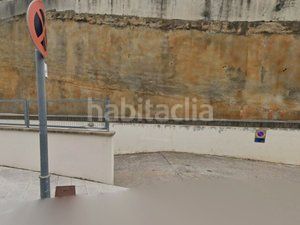 Foto dc22b626-3a6a-4243-bc7c-880d72bf0601. Aparcament cotxe a Centre Sant Andreu de Llavaneres