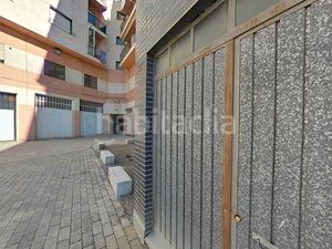 Foto 8d5cd3af-970b-4daf-8864-3cacec0d2dde. Local comercial a Autol