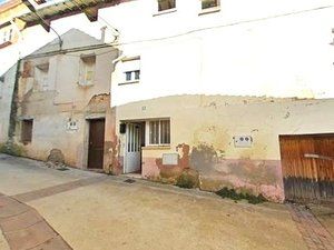 House  Calle la iglesia