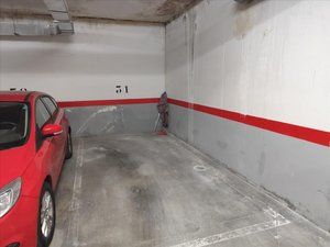Aparcament cotxe  Calle jazmines