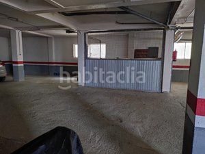 Foto c2de3925-ea98-4bda-8720-3cd1a2ae39e1. Aparcament cotxe a Gádor