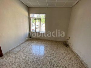 Foto 735ad7d6-8c6d-4390-809d-ef717342fbc5. Local comercial en Montizón