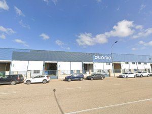 Fabrikhalle  Plaza industrial el llano