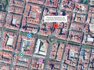 Aparcament cotxe a Avinguda de la República Argentina