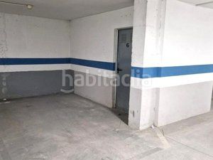 Foto ce49520d-4d46-48e4-a7eb-40066f3c21a8. Autoparkplatz in Centro Elda