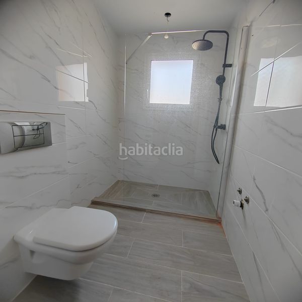 Foto 3203eed5-7fd3-44ce-b2aa-cb8340057544. Casa amb aparcament piscina a Condado del Jaruco - Puigventós Lloret de Mar