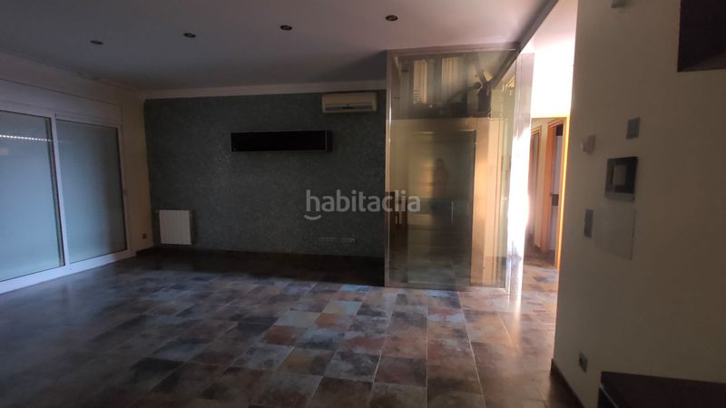 Foto eb6936cc-da1c-4ede-acc6-6688fb145d17. Casa amb aparcament piscina a Condado del Jaruco - Puigventós Lloret de Mar