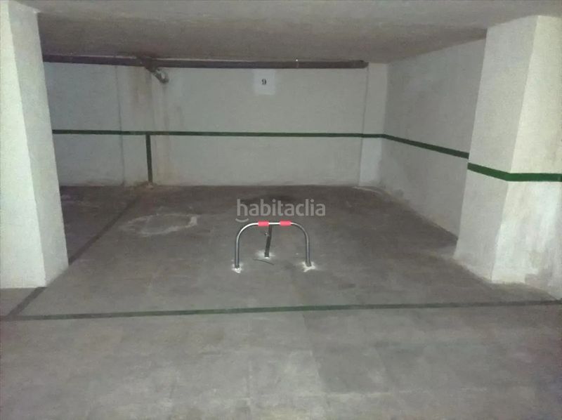 Foto ed34406c-3359-4f8a-9c85-5b2b01559533. Aparcament cotxe a Morell (El)