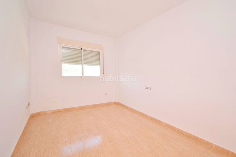 Foto a37242c2-a43e-49ee-af0b-2c6f02737d41. Casa amb aparcament a Berja