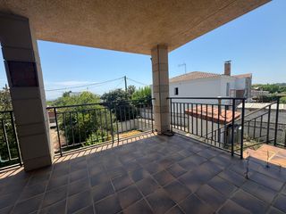 Haus  Carrer camí d'al-kanís