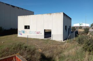 Fabrikhalle  Calle pol la dehesilla