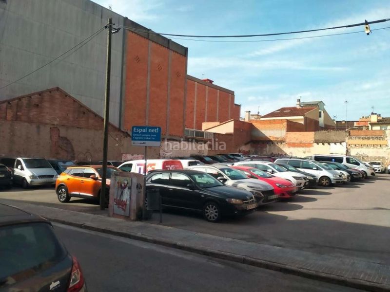 Foto 650dfc08-e59f-4d4a-9fef-9723841fdbe5. Terreny residencial a Centre Ripollet