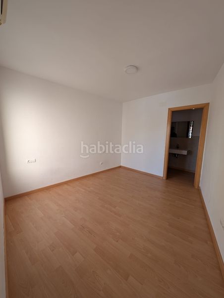 Foto e781865f-316c-4e26-aec9-c38c5f1bc2c9. Piso en Ampolla (L´)