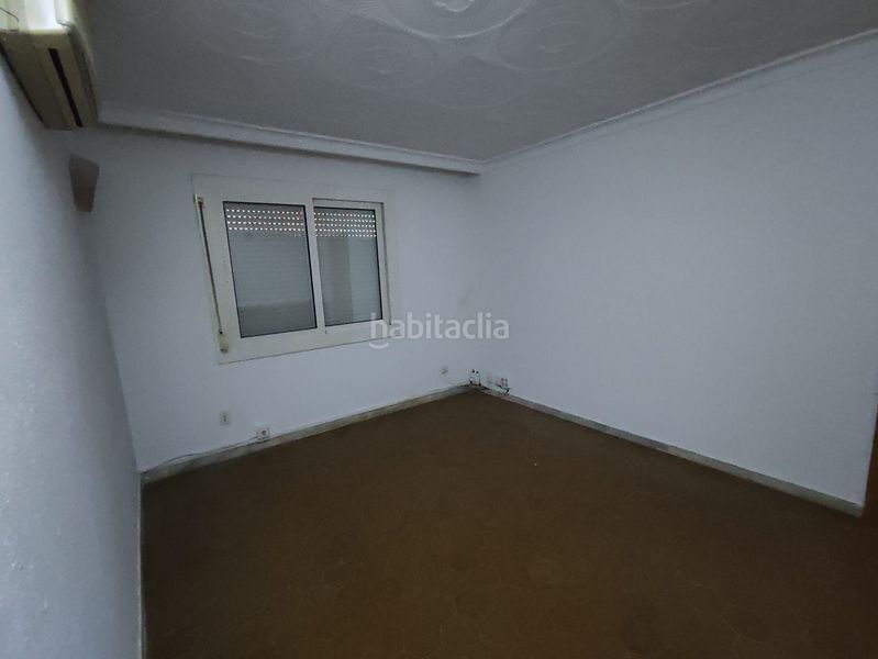 Foto 9cd8bdf1-8ba6-49b6-81be-aaf320810263. Pis a Mercat Rubí