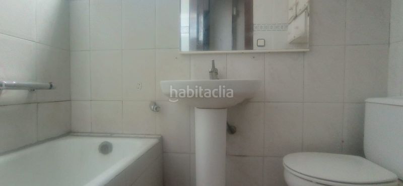 Foto e515fdfb-4b6f-4d7c-bcb7-9c05d12dc297. Pis a Castalla