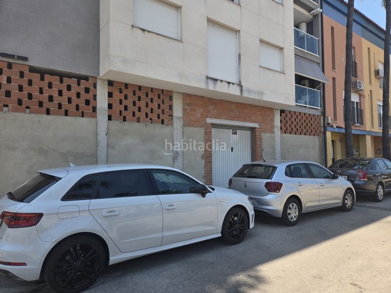 Foto 46d714a4-7363-4fe8-b5b8-0d81d67373f2. Local comercial a Miramar