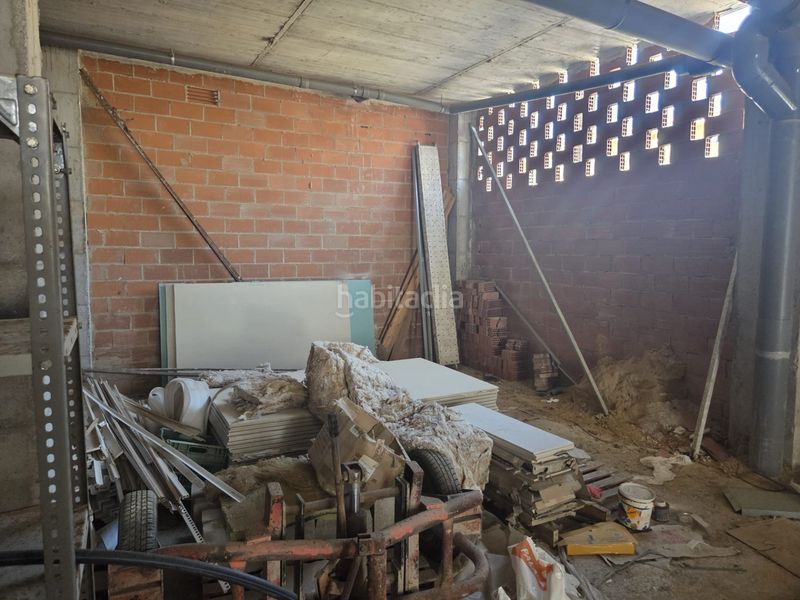 Foto 9ebc6db1-41ba-4b37-b49e-b00fbb5d42bd. Local comercial a Miramar