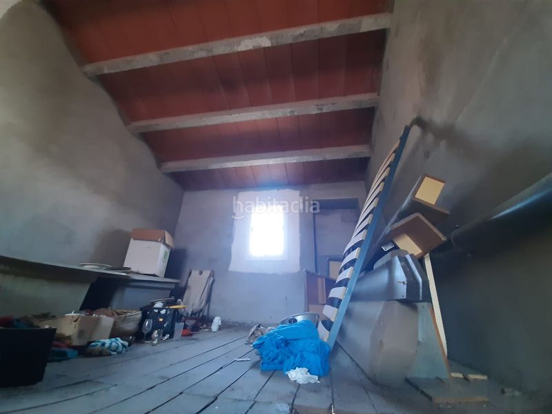 Foto b5629f4f-a44d-427b-a2ef-6b27949c2265. Casa pareada en Belianes