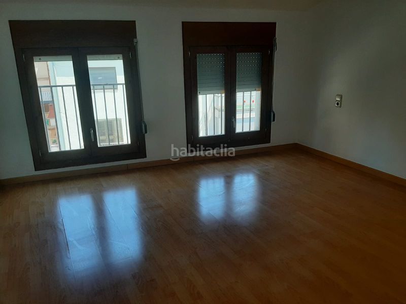 Foto 8f9b7a5a-8178-424f-b46b-2818008ff972. Pis a Borges Blanques (Les)