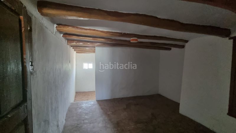 Foto 891d9c24-c668-47a9-a533-81596f083c48. Casa a Azuara