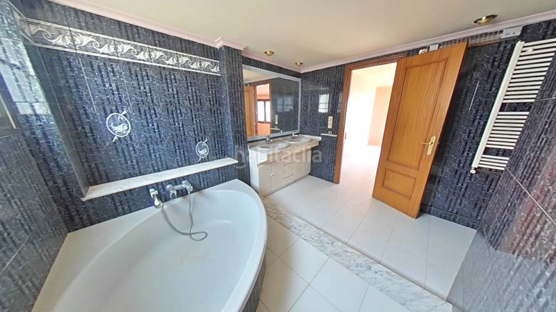 Foto 4f9de4ea-7bcd-44a4-bdea-40514a0e6fca. Edificio en Tavernes de la Valldigna