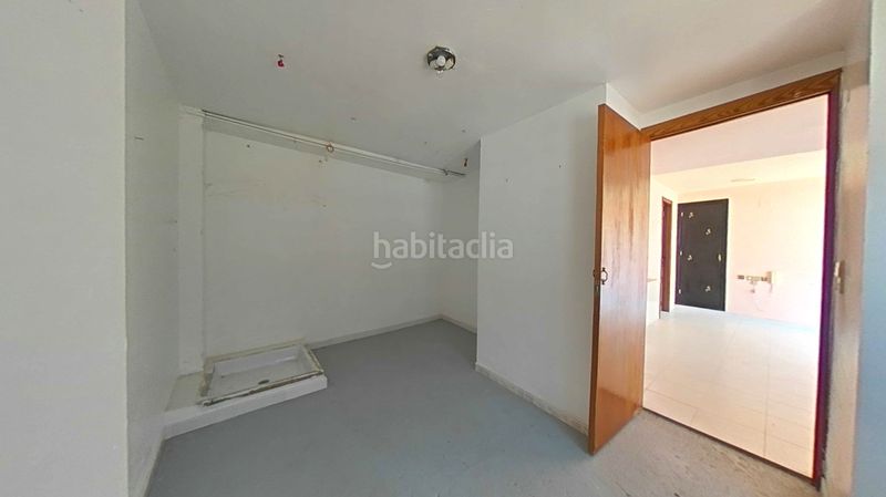 Foto e3a66071-5476-43ca-83bd-76c36cd0cc41. Edifici a Tavernes de la Valldigna