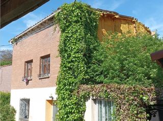 Masia  Calle la plaza