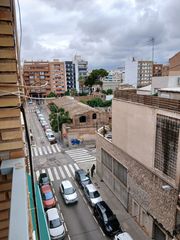 Pis a Plaça de Benicalap