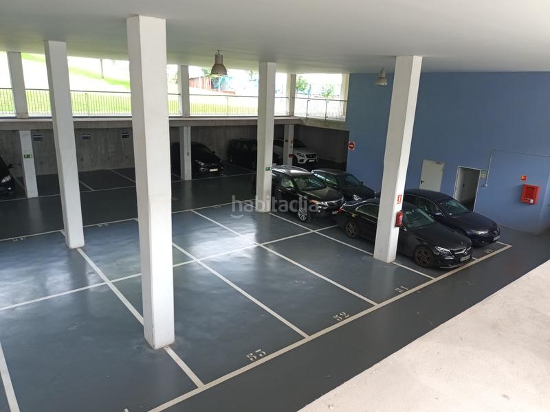 Foto 286dfee6-d69c-47b2-b275-ed00a927fb8f. Parking coche en Erandio