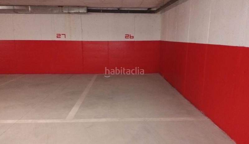 Foto 6753830c-e231-43e9-a48d-d17eba8d05d5. Parking coche en Betanzos