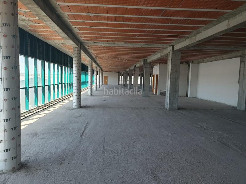 Foto d6ca742b-accc-46dc-b0ac-93cb5263367c. Édifice dans Cabanillas del Campo