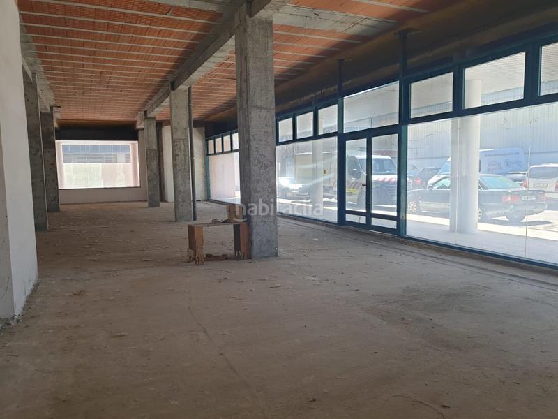 Foto f8332b09-c639-42ab-8f59-fb8d070f74cc. Edificio en Cabanillas del Campo