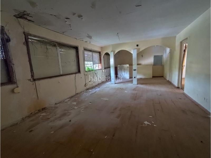 Foto 05cb28ee-c24c-4f4c-9c42-2deafbf7b64c. Casa con parcheggio in Torre de Claramunt (La)