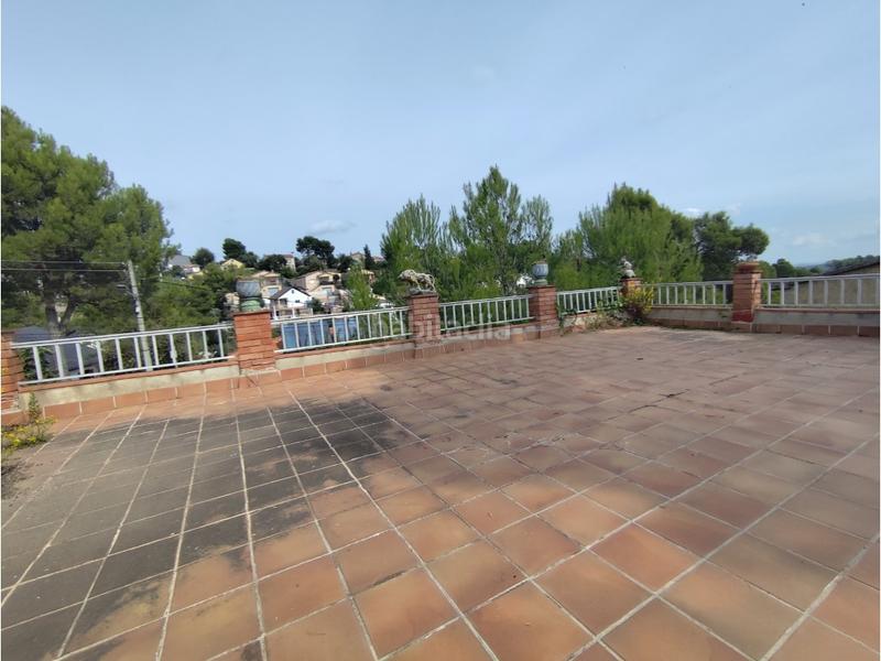 Foto 6aa68a66-fe41-48d5-a47c-55281ddd9c7c. Casa con parcheggio in Torre de Claramunt (La)