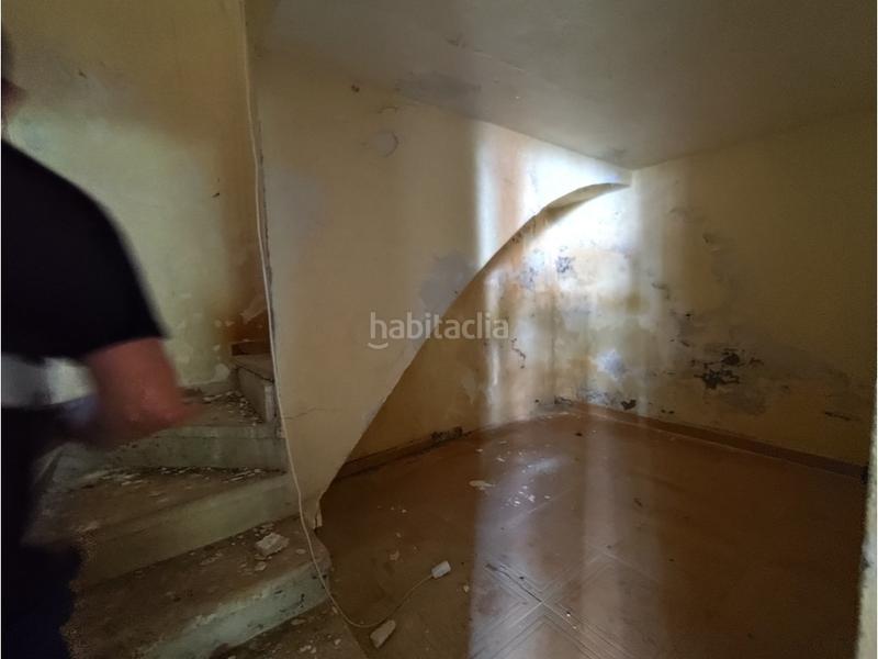 Foto 84fcec1b-6bf4-460a-9d15-335bc521b582. Casa con parcheggio in Torre de Claramunt (La)