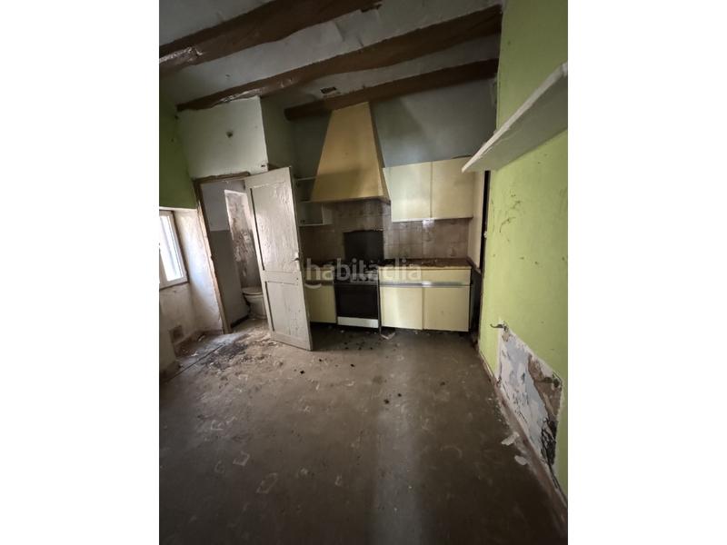 Foto eec8cd5e-097d-49a5-aec7-23b66263d9f2. Casa  4 habitaciones venta en Santpedor