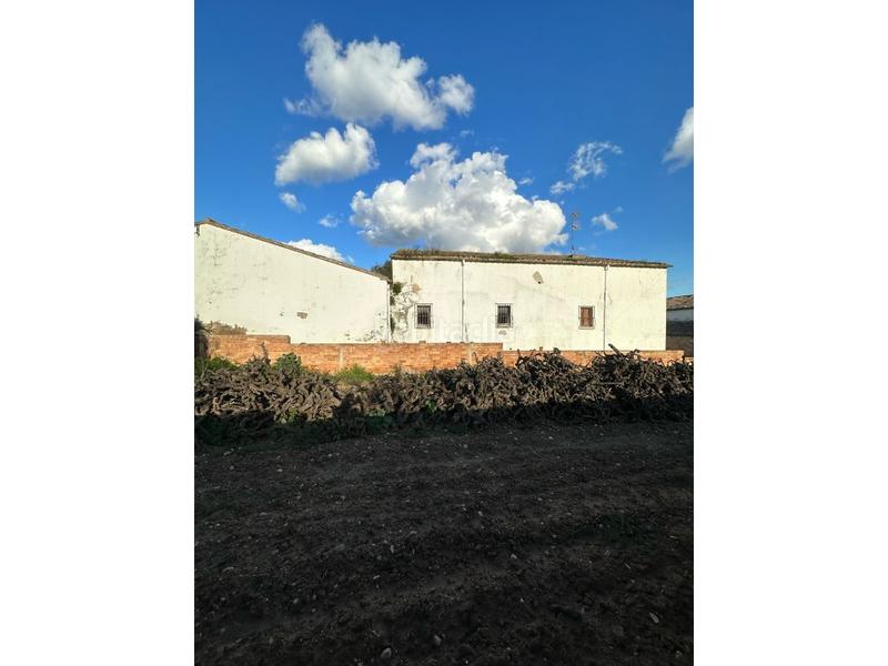 Foto 46f05528-8291-4f8a-9d54-b2879d5d5178. Casa finca rústica en venta en Font-rubí