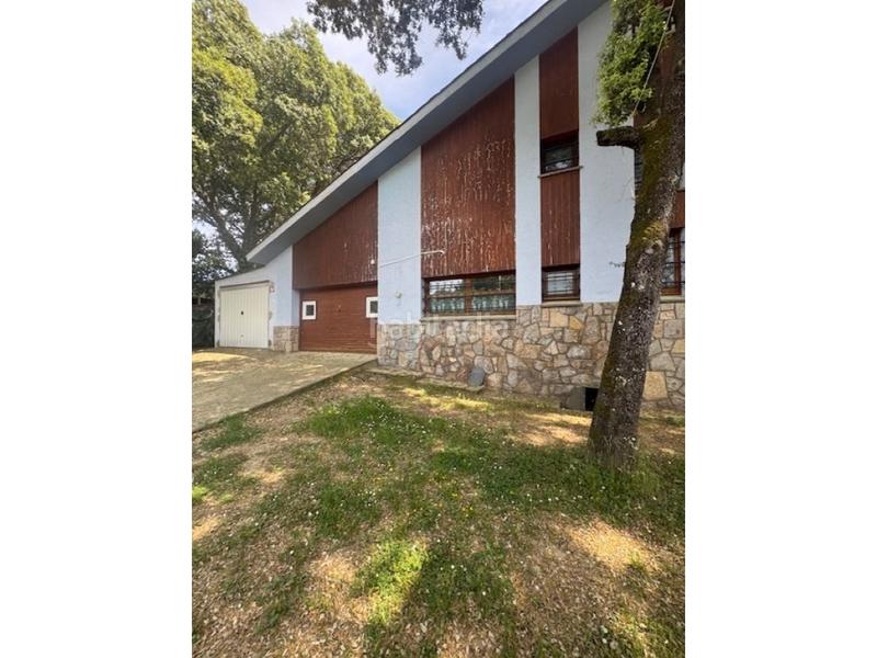 Foto 82d35e26-9069-42ce-8b0e-95e97d91a5d5. Casa con parcheggio in Seva