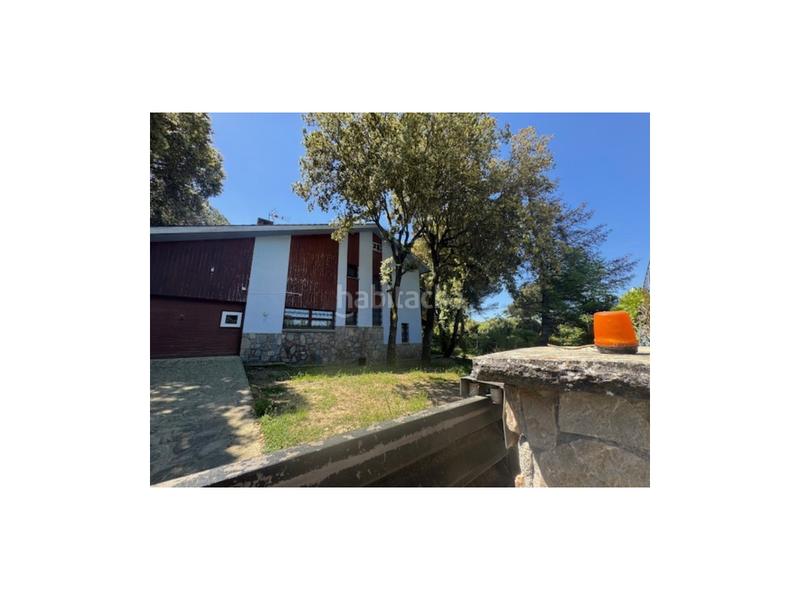 Foto af839727-d0de-4244-8a30-3f13715dd9ea. Casa con parcheggio in Seva