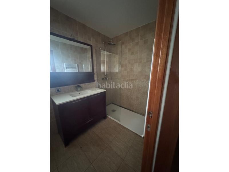 Foto bd8ff932-6436-4cfd-8a76-70a6f9fd9730. Casa con parcheggio in Seva