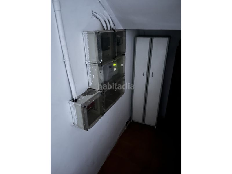Foto 375f4296-efc8-473d-95a9-767e905dca36. Edifici a Col·legis Nous Mollet del Vallès