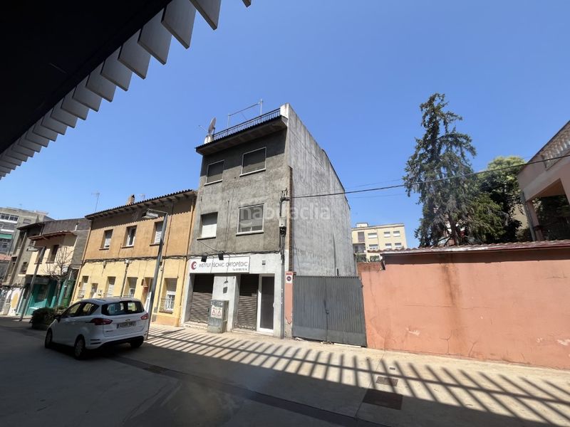 Foto 7888f7d8-550d-4c52-9e75-345c3caae849. Edifici a Col·legis Nous Mollet del Vallès