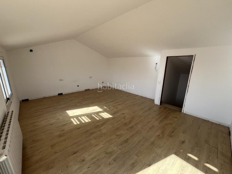 Foto 0bbca2ad-f08b-455c-a04e-2d42ea7696c9. Casa con parcheggio in Santa Eulàlia de Ronçana