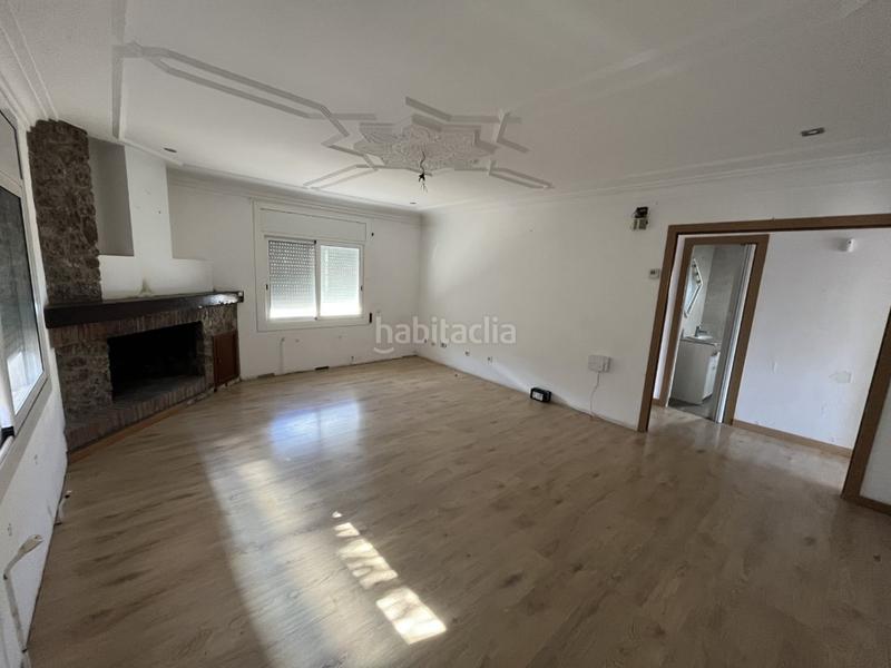 Foto debb39df-d24c-4080-9bfa-ac4a50144fef. Casa con parcheggio in Santa Eulàlia de Ronçana