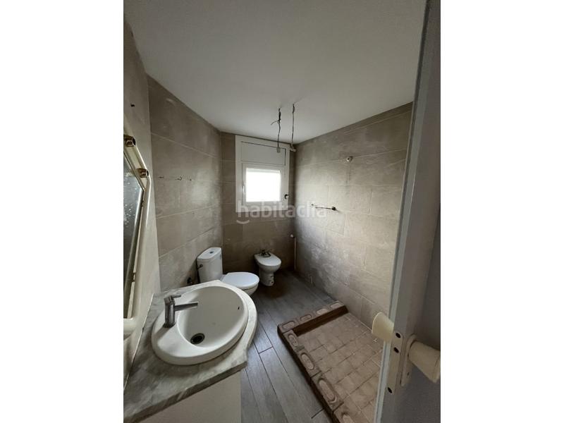 Foto f1ec62b0-a190-427b-a764-abef81e1df41. Casa con parcheggio in Santa Eulàlia de Ronçana