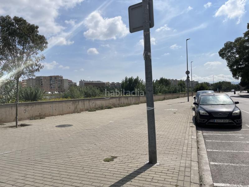 Foto 2a4a7651-4fcd-431c-9788-2a96c14017c8. Local commercial dans Canovelles