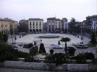 Parking coche en Manlleu. Busca comprar plaza de parking a manlleu