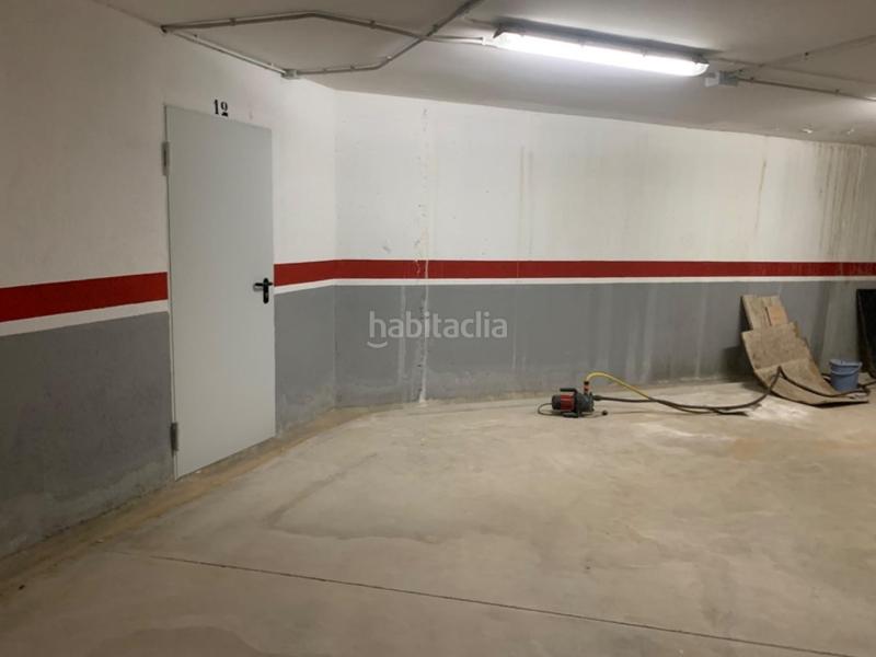 Foto 30242cba-dfa7-498f-83be-d5a869655dd9. Autoparkplatz in Molina (La)