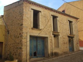 Casa  Calle dalmau laurea. Casa 3 habitaciones, duplex venta agullana